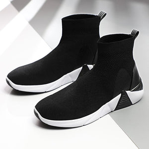 Woman's Mesh Soft Sole Sneakers