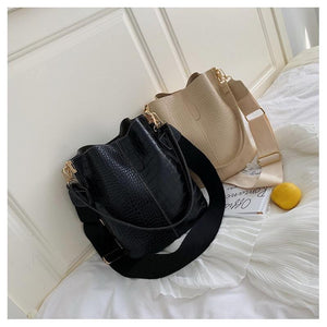 Jessie Bucket Bag