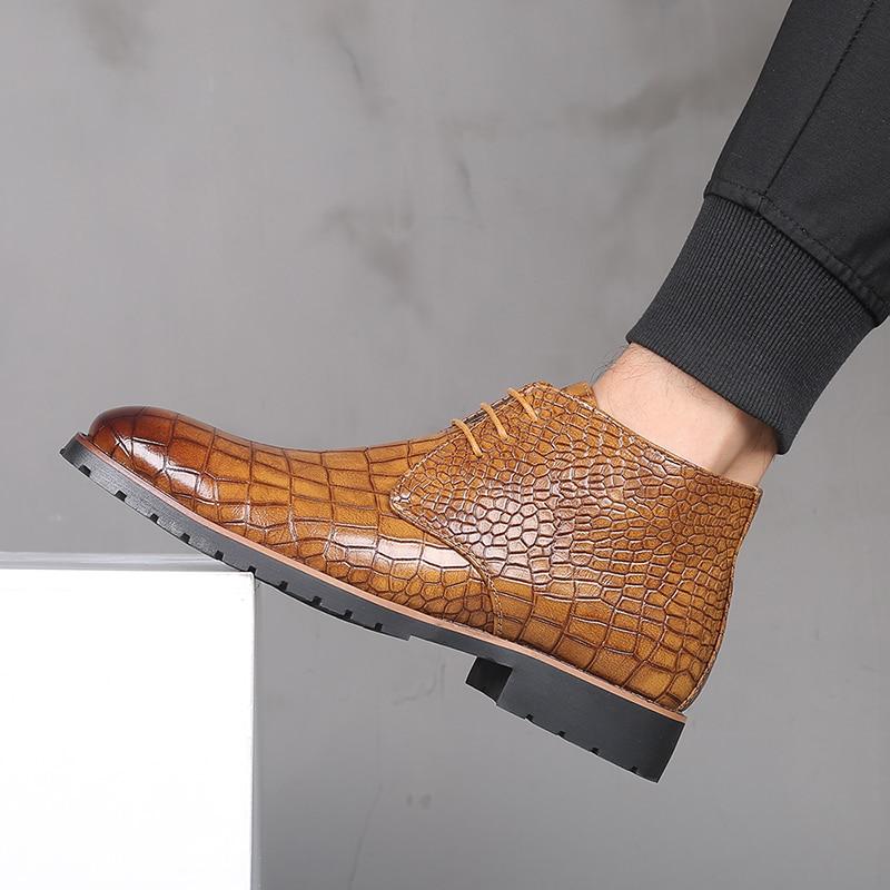 Handmade Crocodile Pattern Leather Winter Boots